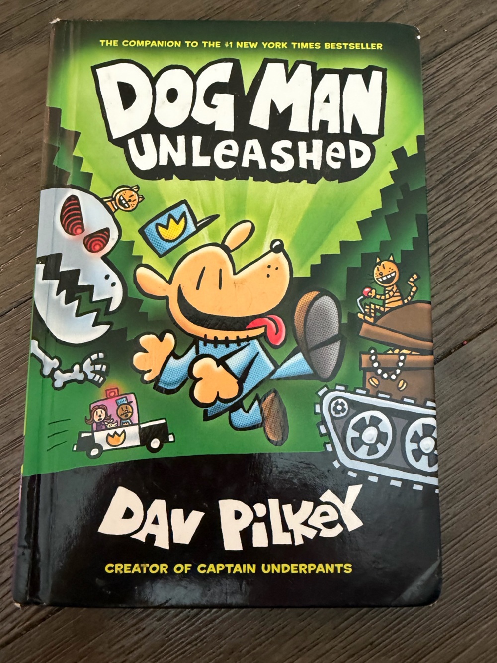 Dog Man Unleashed by Dav Pilkey - Green Cover Coffee Table Book